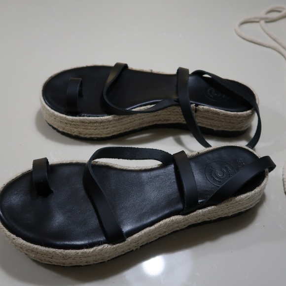 Christina Christi Handmade Leather Sandals Black Color - Picture 7 of 7